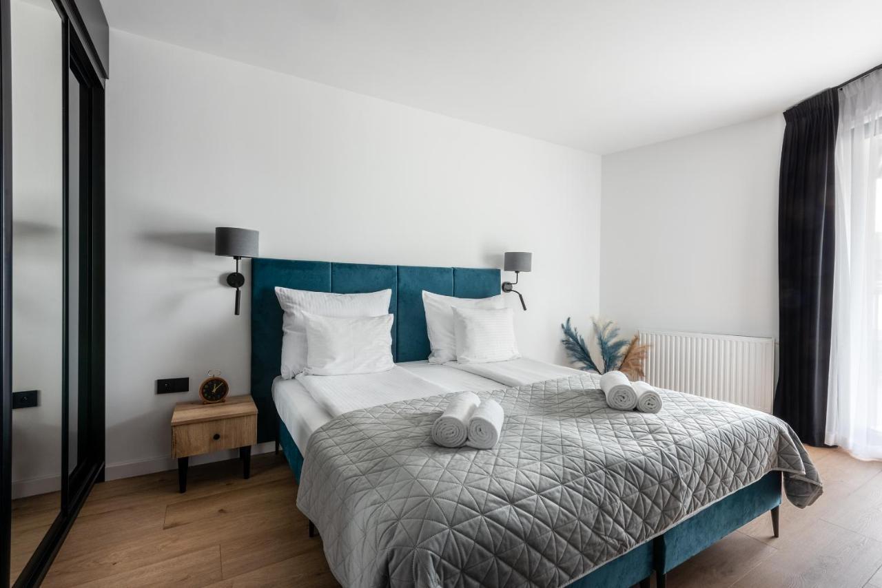 Inpoint Apartments G11 Near Old Town & Kazimierz District & Parking Option Cracovie Extérieur photo